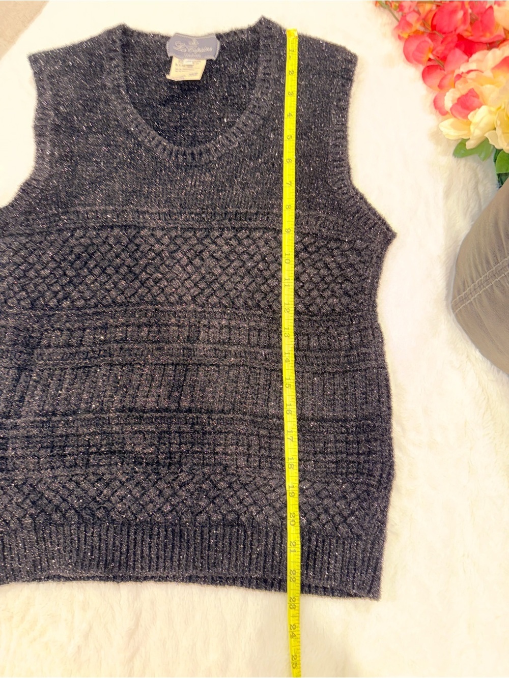 Vintage Les Copains Black Knit Cable-Texture Sleeveless Vest Size 44 - Picture 3 of 5